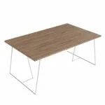 nowoczesny stół z drewnianym blatem i metalową podstawą w kolorze białym